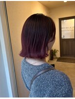 ロッカ(ROCCA)&nbsp;チェリーブラウンチェリーピンクのグラデーションボブ