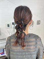 オウン(AUN) ツイン編みおろし