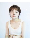 軽やかなウルフヘア エッジショート