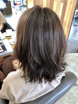 ヘアラウンジ アングゥ(hair lounge ungu) 鎖骨ミディ