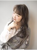 ミントベージュ