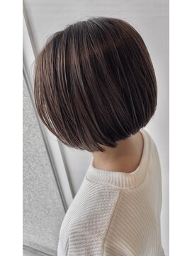 ヘアーアンドエステティック ヴェリス(hair&esthetic Velis) 【Velis】ナチュラルな質感のミニボブ♪