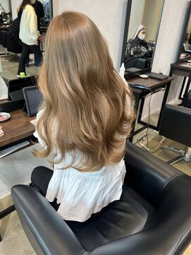 メリー オオサカ(Merly Osaka) くすませすぎないハチミツ感が春っぽい！_spring honey beige_