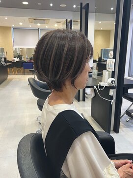 ハウオリ 金沢駅西店(Hau'oli) 白髪ぼかし/白髪ぼかしハイライト/脱白髪染め/白髪染め/透明感