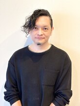 アグ ヘアー ピネ 唐津店(Agu hair pine) 牧山 真