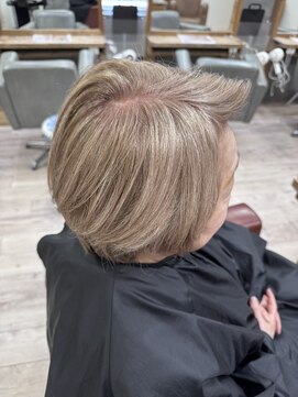 ジゼル(gisele) 白髪ぼかしカラー