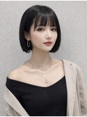 顎ラインぱつっとボブ