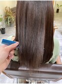 ポイントアッシュブラウンミネコラトリートメント☆