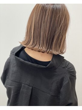 アズビー(azBBB) 【佐賀/ａｚＢＢＢ】ハイライト×切りっぱなし×ミルクティー