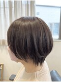 ショートボブ×ブラウンベージュ