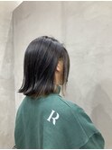 オリーブベージュで大人のインナーカラー
