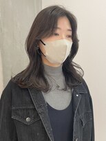 ヨーク(YOKE)&nbsp;【 YOKE 】ミディアムオリーブグレーくびれ小顔韓国レイヤー