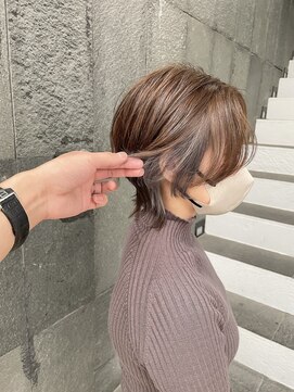 アクルヘアーバイテソロ(AKUR hair by tesoro) インナーショート