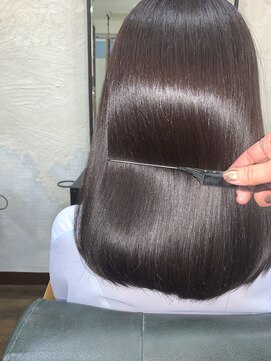 オロ(ORO) 暗髪グレーラベンダー×髪質改善