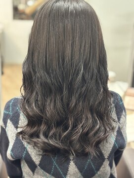 ジエクト ヴィシア(The Ect VIXIA) 無重力パーマ　コテ巻き　韓国　パーマ女子　20代ヘアスタイル