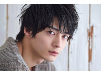 ステラ 越谷店(STELLA)の写真/メンズのお客様も大歓迎！男性も気軽に通える雰囲気が魅力◎ONもOFFもキマるスタイルをご提案☆〔越谷〕