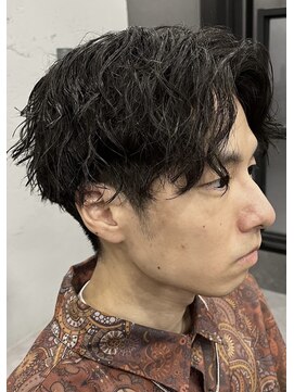 ウェイビー 桜木町店(WAVY) 【WAVY】センターパート×ツイストスパイラルパーマ