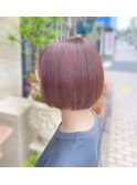 ピンクベージュ／ショートボブ／ダブルカラー
