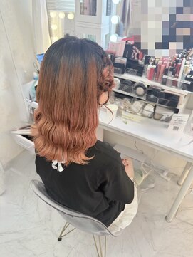 リムネ(RIMUNE) お花ヘア／ウェーブ巻き