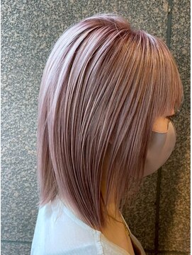ジェコ ブラン(gecko. brun) ハイトーンピンクベージュ/切りっぱなしボブ #武蔵小山美容室