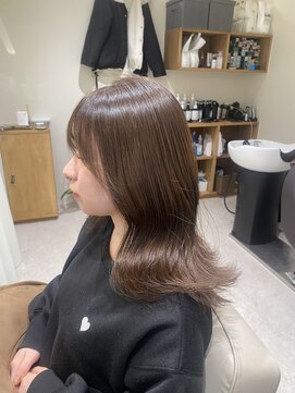 ルーム(room) 透明感カラーカット