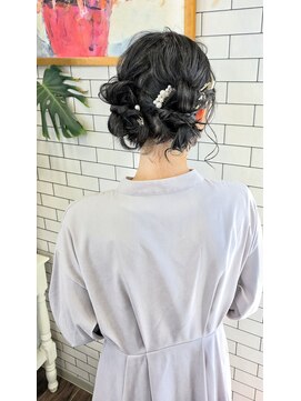 リール(THE RIRE.) ＊THERIRE. 結婚式お呼ばれ×リボンアレンジ＊