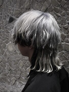men's salon Gaudi 西宮北口店【メンズサロン ガウディ】【4月3日OPEN(予定)】 メンズロングウルフ×アンブレラカラー×ホワイトシルバー