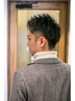 クローバー(CLOVER)の写真/【心斎橋駅3分】仕事終わりにも来店可能!カット最終受付平日21時対応