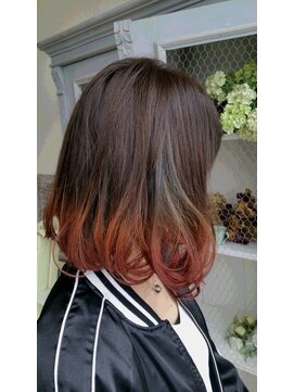 ワークスヘアー(WORKS HAIR) ピンクパープルのグラデーション×インナーカラー