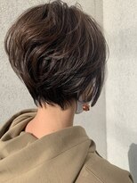クマ(kuma.)&nbsp;大人ショートボブ/ミディアムヘア/ゆるウェーブ