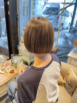 カシュカシュ(cache cache) ぱっつんbob style