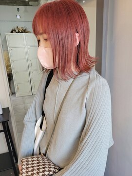 ウック(wooc) 外ハネピンクカラー