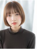 アースカラー小顔ツヤ髪切りっぱなしボブi小山20代30代40代
