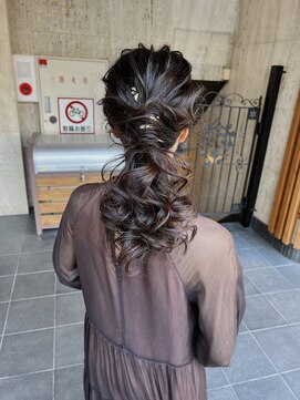 ロレト(Loreto) ポニーテール