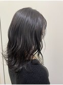 ダークグレー
