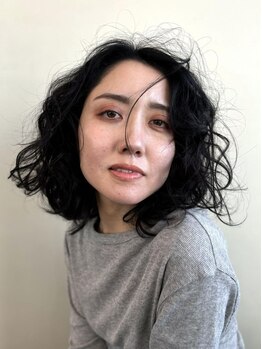 真酸性パーマ「傷めない×しっかりかかる×使いやすい」を叶えた理想の新技術ふんわり柔らかな仕上がりに!