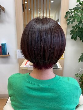 アメイジングヘアー 中沢店(AMAZING HAIR) 大人ショート/インナーカラーピンク/春カラー/艶感/裾カラー