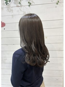 フレア 心 武庫之荘(flare) ゆるふわロング＊アッシュグレージュ