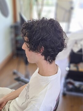 エムズ(M'S) 癖毛を活かしたメンズカット