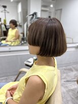 プラグ(Plug)&nbsp;似合わせカットミニボブ姫カット前髪ありミルクテーアッシュ