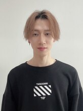 経験豊富なスタイリストが一人ひとりの理想を叶えます!スタイリスト紹介★