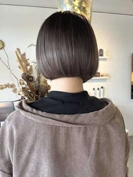 フレイムスヘアデザイン(FRAMES hair design)の写真/透明感/艶感のある外国人風グレージュが得意なFRAMES!ハイライト、インナーカラーなど似合う髪色をご提案!