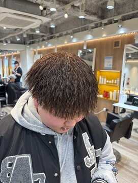 ルースト 渋谷店(ROOST) MEN’S HAIR/波巻ツイストスパイラル/フェザーパーマ/眉毛/渋谷