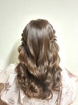 ヒュミ(hymy)&nbsp;結婚式参列に♪/お呼ばれヘア/ゆるふあ/ハーフツイン/ヨシンモリ