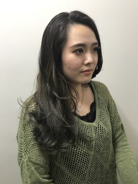 コレット ヘアー 大通(Colette hair) グラデーションプラチナグレー