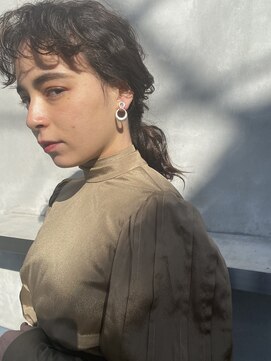 レオニード 表参道(LEONID) セミロング簡単ヘアアレンジ