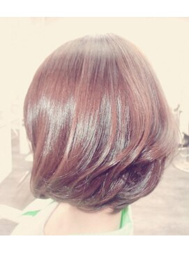 コアフールソレイユ(coiffeur SOLEIL) つやプルボブ