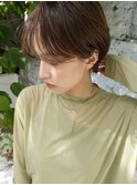 『真通知弘』ハンサムショート×艶ベージュでオシャレ可愛く