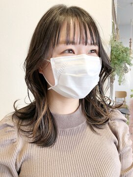 スナオ(sunao) 外ハネ×インナーカラーベージュ