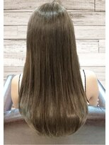 アクアヴィタエ(Aqua vitae)&nbsp;20代、30代ロングストレートスタイル